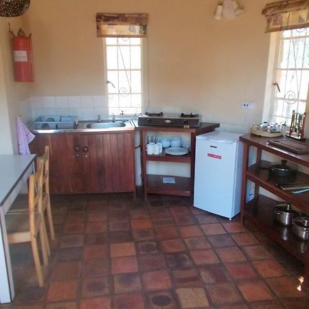 Limerick cottages Bulawayo Exteriör bild