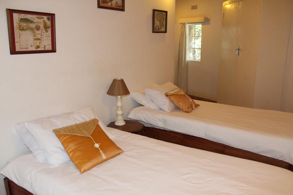 Limerick cottages Bulawayo Exteriör bild