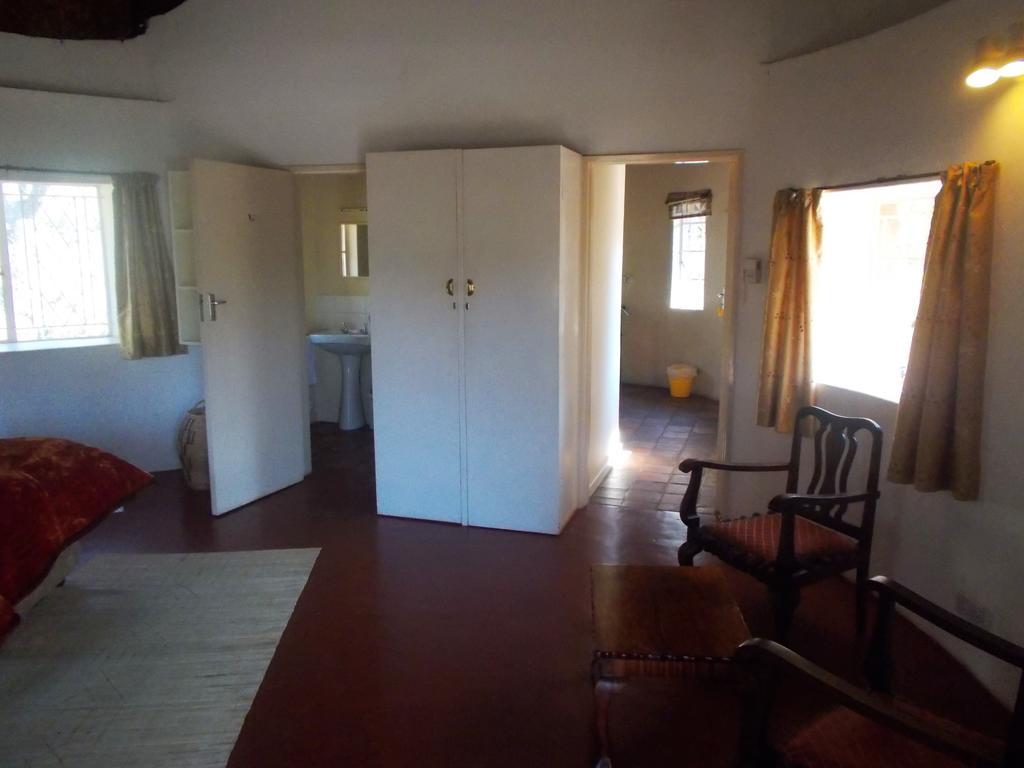 Limerick cottages Bulawayo Exteriör bild