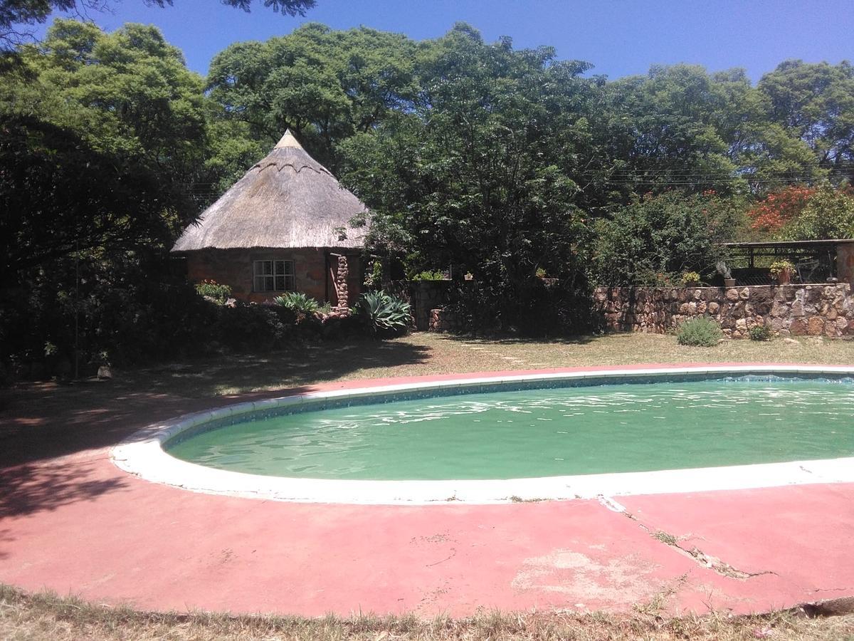 Limerick cottages Bulawayo Exteriör bild