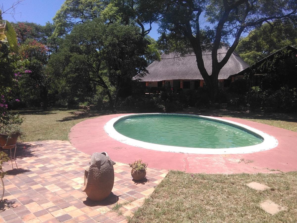 Limerick cottages Bulawayo Exteriör bild